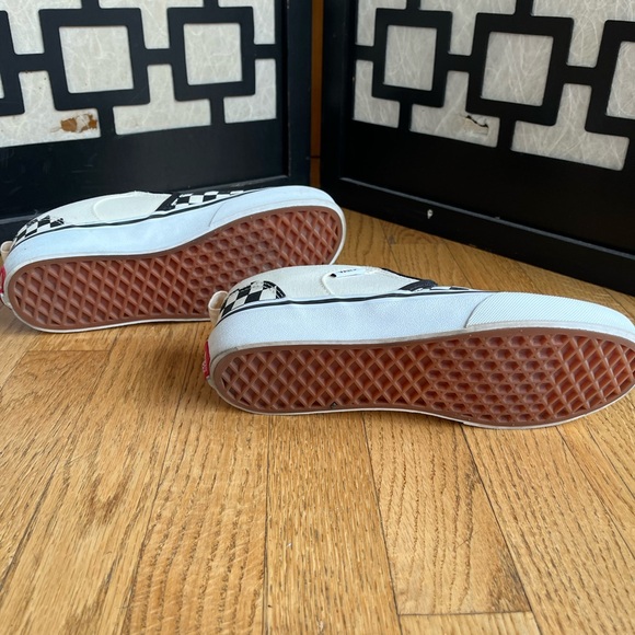 Vans Classic Slip-On Checkerboard Shoe - Picture 2 of 7